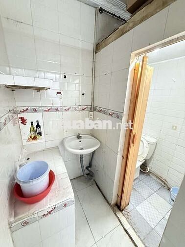 BÁN NHÀ ĐƯỜNG 100 BÌNH THỚI 3 TẦNG CÓ SHR HOÀN CÔNG GIÁ 2TỶ BL