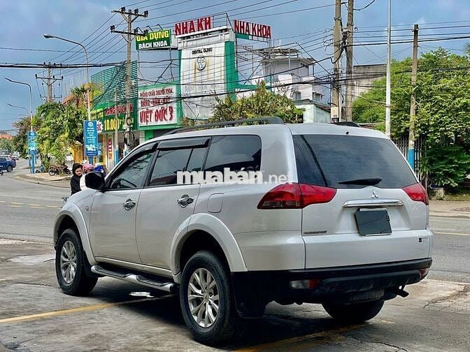 Pajero Sport Dầu 2.5 MT 4x2 2017-87000km