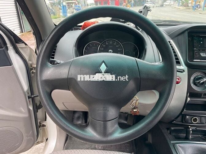 Pajero Sport Dầu 2.5 MT 4x2 2017-87000km
