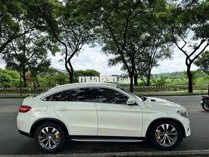 Mercedes Benz GLE 400 4Matic Coupe Model 2016 🔥