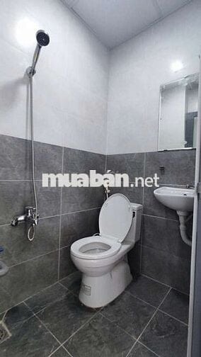 Căn Hộ Mới - Ban công - Xe free - Phía Q8 Giáp Q5 Q1