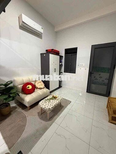 CĂN HỘ CÓ GÁC FULL NỘI THẤT GẦN ĐẠI HỌC CÔNG THƯƠNG