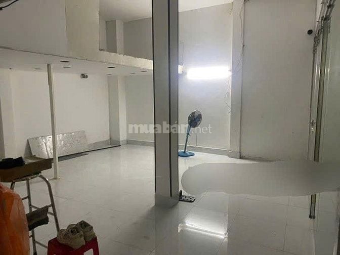 Cho thuê nhà mặt tiền Hậu Giang, P.12, Q.6 giá 25tr