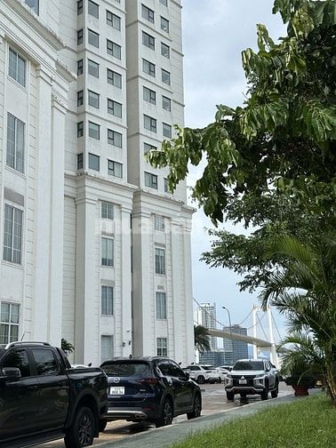 Mặt tiền ngay toà Khách sạn Golden Bay Sát Cầu Thuận Phước.