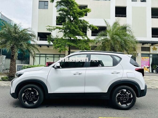 Kia Sonet 2024 1.5 Luxury-555tr
