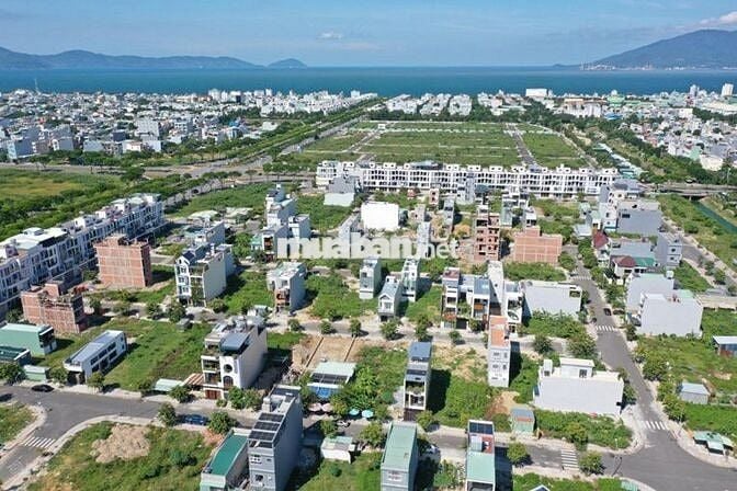 GIÁ TỐT BÁN GẤP CẶP ĐẤT 200M2 MẶT TIỀN CỰC VIP KHU E KIM LONG