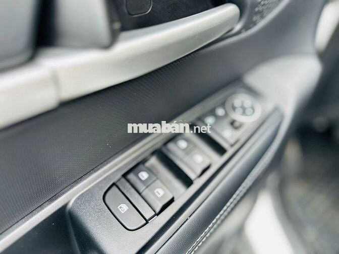 Kia Sonet 2024 1.5 Luxury-555tr
