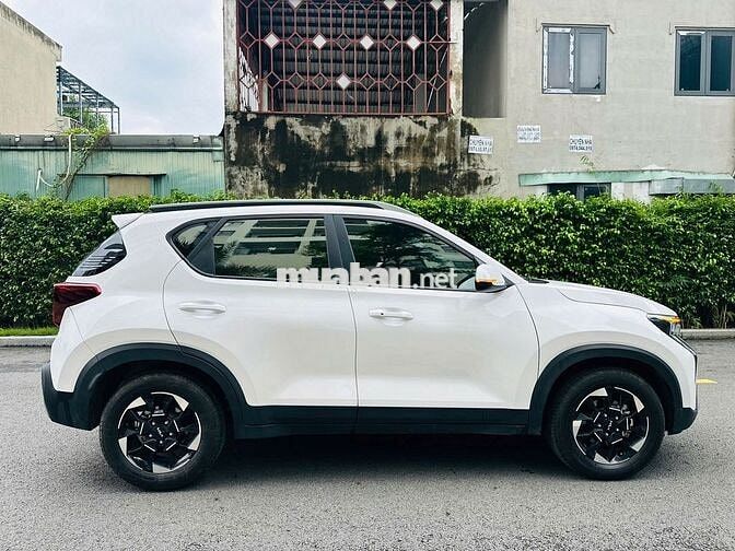 Kia Sonet 2024 1.5 Luxury-555tr