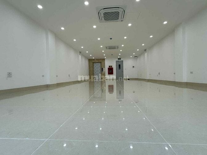 Bán nhà Nguyễn Ngọc Nại, 9 tầng, 105m2, có hầm, vỉa hè, ô tô 2 chiều