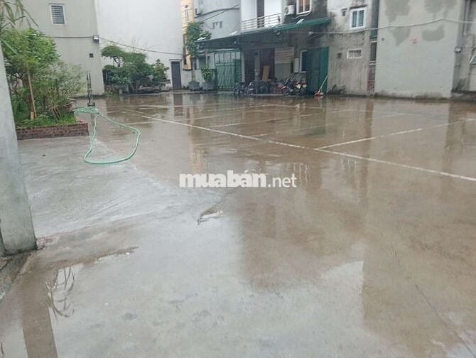 Nhà  52m,6T,4PN ,thang máy khu vực VIP Long Biên HN .Giá 25tr/m2 sàn.