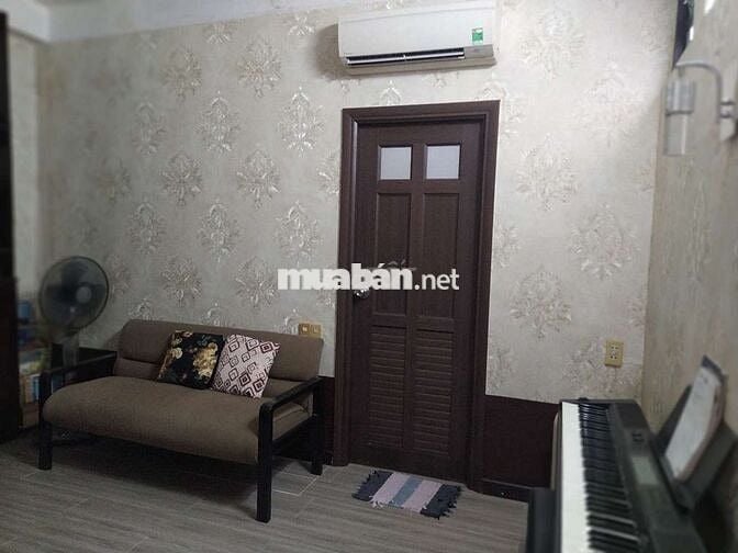 Nhà cho thuê nguyên căn tiện ở và kinh doanh