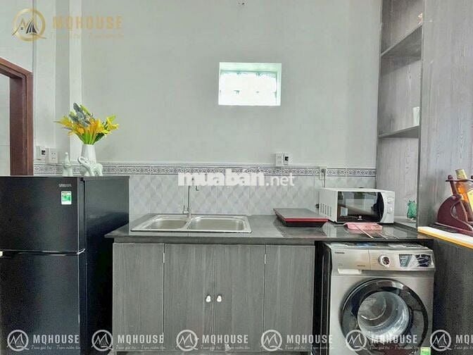 Căn Hộ Ban Công, Full Nội Thất - Gần CV Hoàng Văn Thụ, Giáp Phú Nhuận