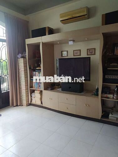 Nhà cho thuê nguyên căn tiện ở và kinh doanh