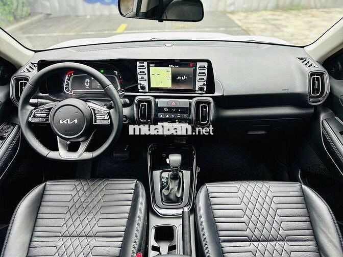 Kia Sonet 2024 1.5 Luxury-555tr