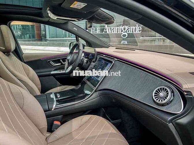 Mercedes Benz GLC 2024 - 18000 km