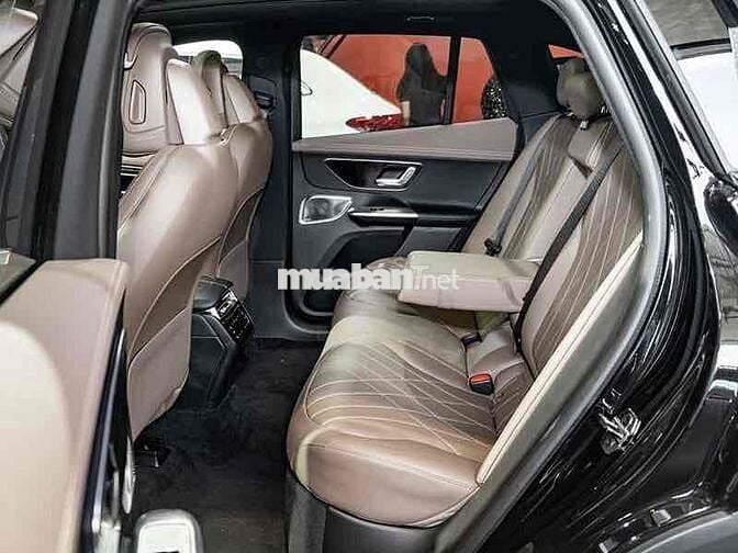 Mercedes Benz GLC 2024 - 18000 km
