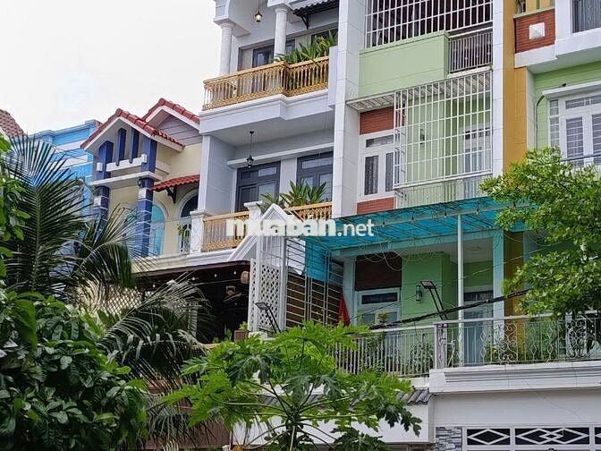 Bán Nhà 4 tầng 4PN 4WC Thới An 16, Quận 12, 72m2 4x18m, 5.8 tỷ