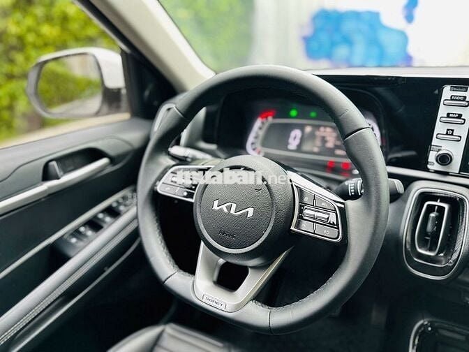 Kia Sonet 2024 1.5 Luxury-555tr