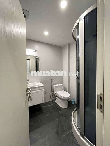 Cho thuê nhà 2 tầng .
Dc: ngõ 238 Âu Cơ, Tây Hồ,- 2 Tầng - 50m²