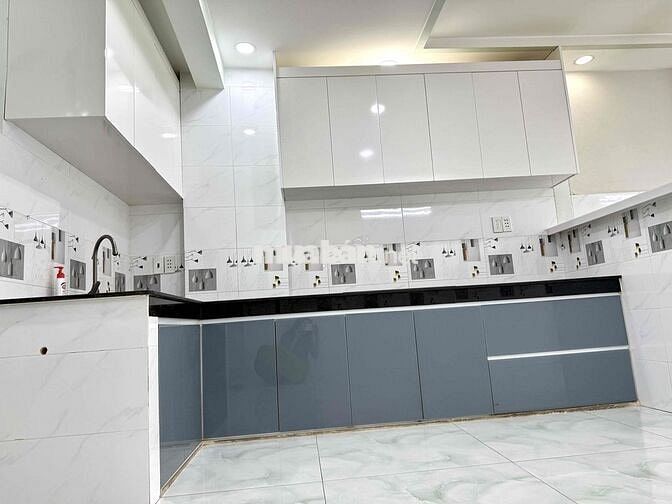 Chính chủ bán nhà HXT 10m, DTSD 88m2,sổ riêng,hoàn công, hỗ trợ vay