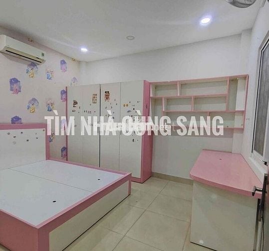 CHO THUÊ NHÀ FULL NỘI THẤT NGAY VẠN PHÚC CITY P. HBP GIÁ CHỈ 12 TRIỆU
