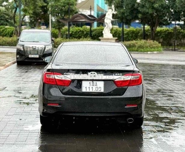 Toyota Camry 2013 2.0E - 60000 km