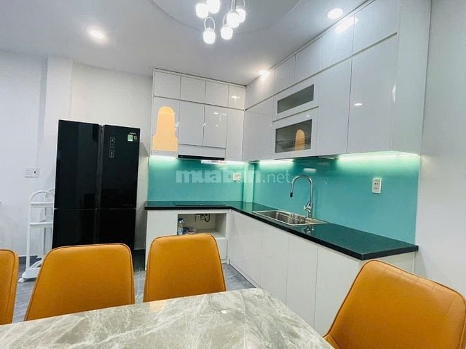 BÁN NHÀ GÓC 3 MẶT TIỀN – HẺM 701 TRẦN XUÂN SOẠN, QUẬN 7
