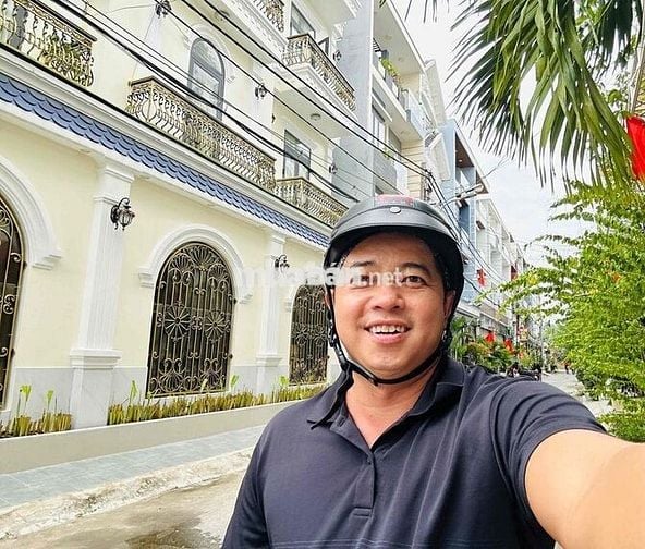 NHÀ BÈ, CHỈ 2.65T, NHÀ 2 TẦNG, 42m2, 3 PHÒNG NGỦ.