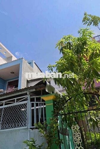 NHÀ BÈ, CHỈ 2.65T, NHÀ 2 TẦNG, 42m2, 3 PHÒNG NGỦ.