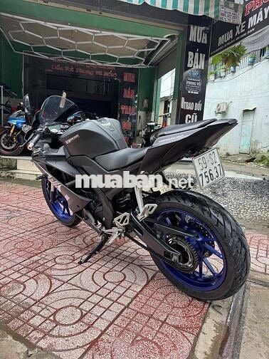 Yamaha R15V3 máy zin biển số thành phố