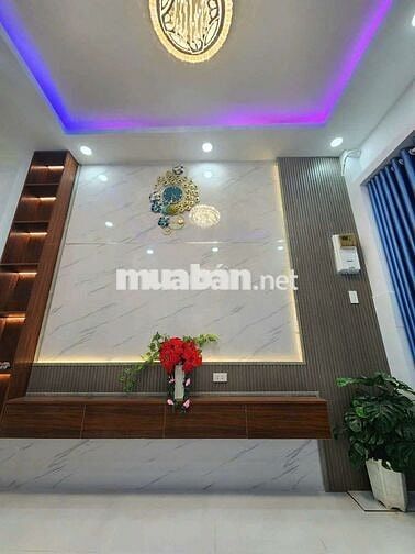 Bán nhà 4 lầu sổ hồng hoàn công