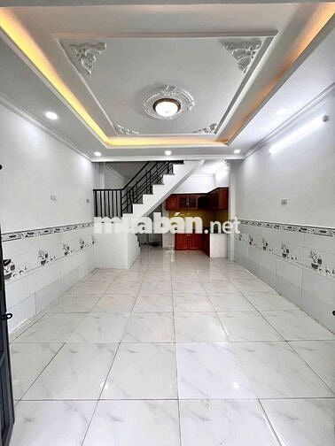 Nhà bán đẹp lung linh 4x8 m giá 1 ty2