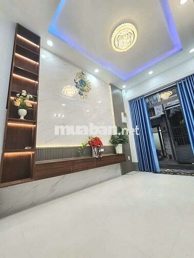 Bán nhà 4 lầu sổ hồng hoàn công