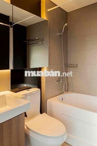 phòng ban công q7 gần trường đại học ufm rmit tdt giá tốt rộng rãi