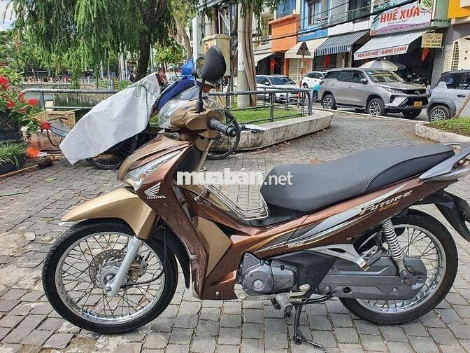 xe Futrer chính chủ đk 2015