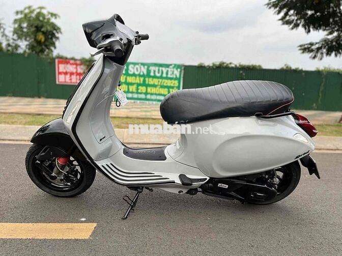 Vespa Sprint Abs áo sonmới ken máy móc nguyên Zin