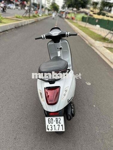 Vespa Sprint Abs áo sonmới ken máy móc nguyên Zin