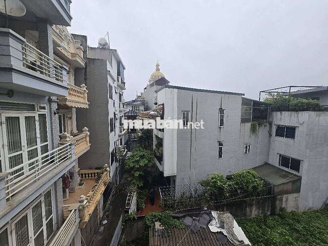 NHÀ XUÂN ĐỈNH - Ngay ĐSQ Hàn Quốc, sát NGĐ, gần ô tô - 42m giá hơn 8tỷ