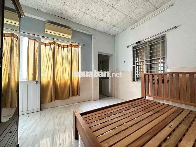 Hẻm 3m, 2 Tầng | 3 phòng ngủ sạch sẻ Chu Văn An, Bình Thạnh - 15tr