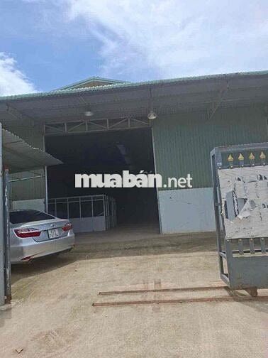 Cho Thuê Kho Xưởng 700m2 - Thuận An, Đường xe cont, Giá 30tr