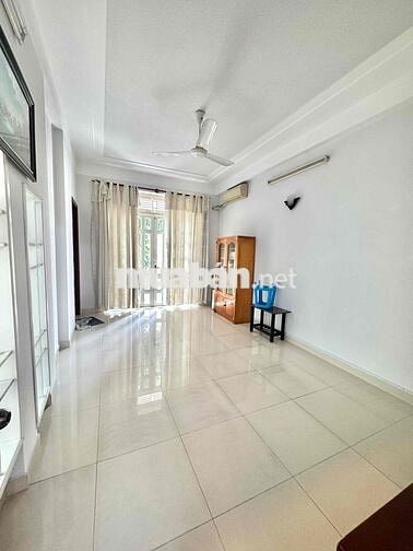 cho thuê nhà đường Thân Nhân Trung thích hợp làm Cty, văn phòng hoặc ở