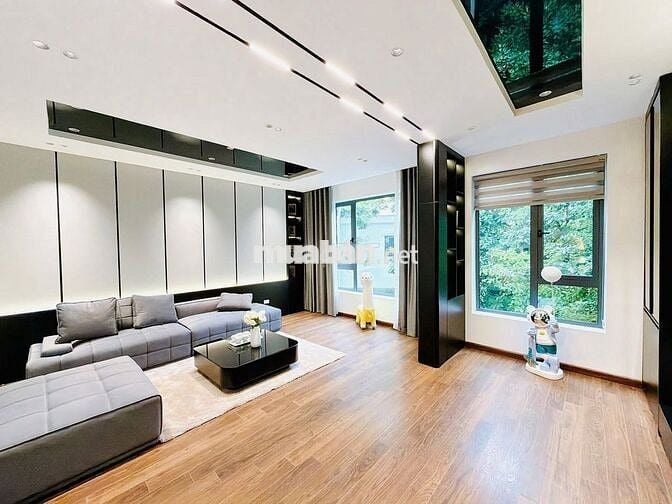 Nhà quận Tây, hồ full nội thất cực sang sịn, đường rộng 10m, 26.5 tỷ