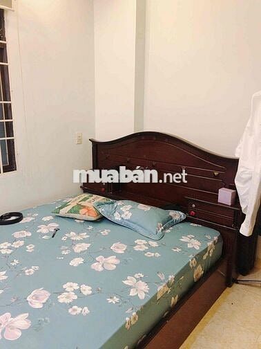 Cần bán căn hộ trung tâm có sổ hồng vĩnh viễn