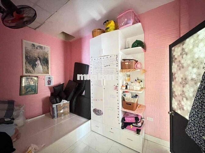 bán nhà 2,5 tầng đúc kiệt Huỳnh ngọc huệ sát đường chính