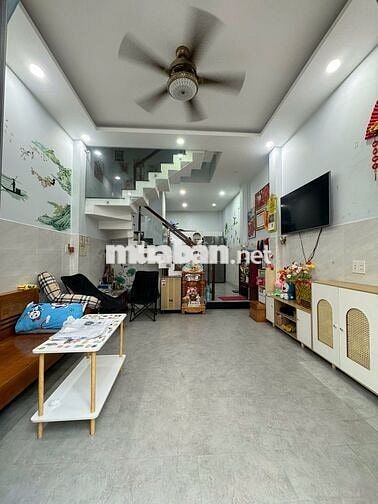 Nhà 2 lầu,DTSD 106M2, HXH kênh 19/5 giá 5ty250TR