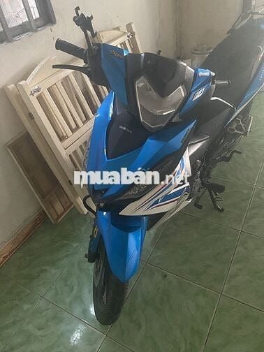 nhà e dư xe nên cần bán  chiếc winner v1
