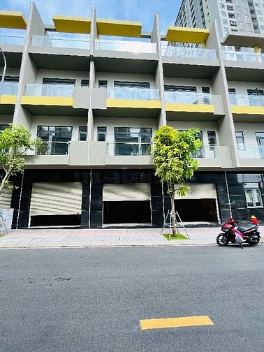 Bán Nhà 4 Tầng SHR Ngang Hiếm 6m: Thuận Tiện Vừa Ở Vừa Kinh Doanh 