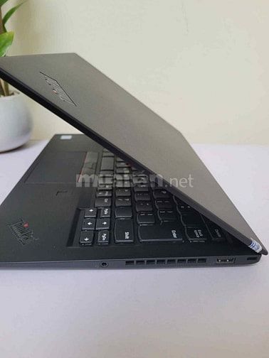 Lenovo Thinkpad X1 Carbon Gen 6 ( giá cũ 5tr6 )
