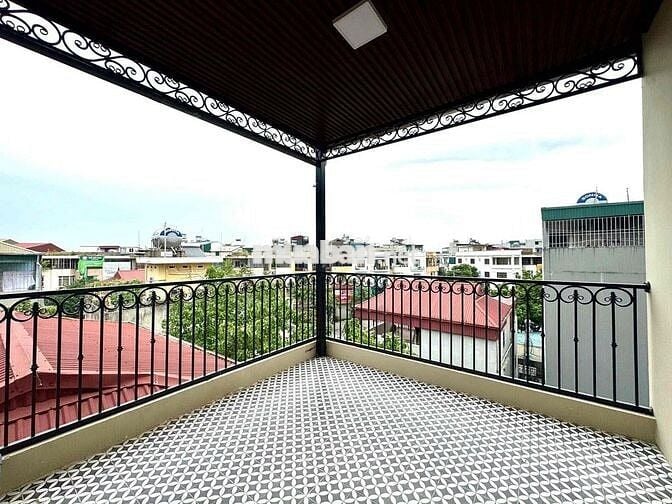 VĂN PHÚ HÀ ĐÔNG NHÀ ĐẸP - 32M -5 TẦNG 3PN CHỈ 8,2 TỶ FULL ĐỒ NỘI THẤT