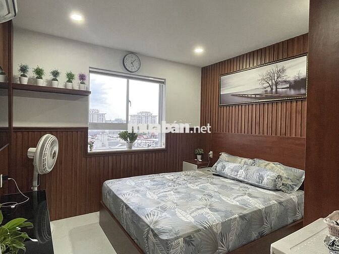 Có cv gd bán lại căn hộ hai mặt tiền cực đẹp .